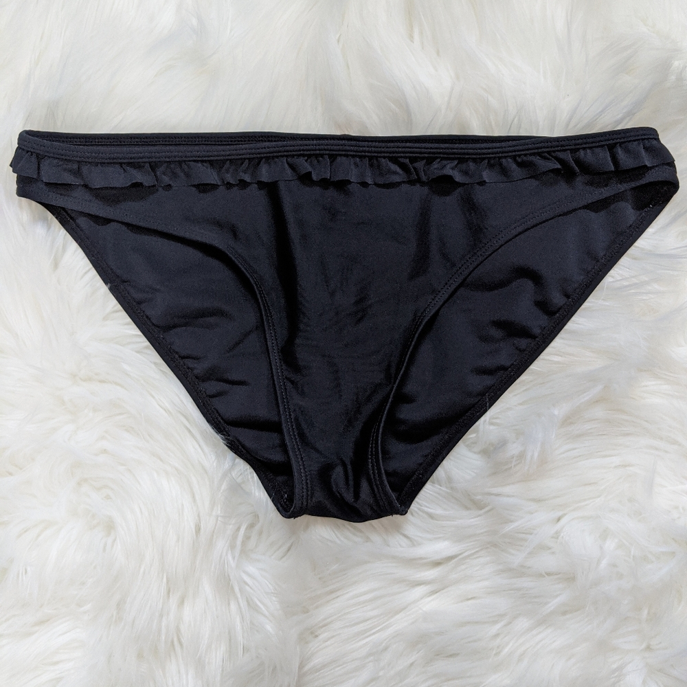 Black ruffle bikini bottom sz large